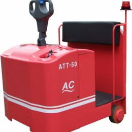 Warrior Pedestrian Controlled Tow Tractor