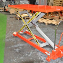 Warrior Eco Extra Large 1000Kg Mobile Lift Table