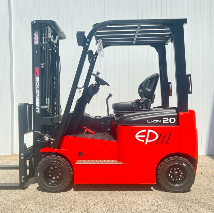 EP CPD20L1 2000kg 4 Wheeled Electric Counterbalanced Forklift c/w Li-Ion Battery