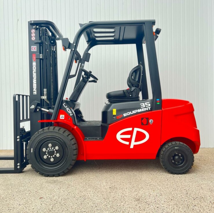 EP EFL353 3500kg Electric Forklift c/w Li-Ion Battery