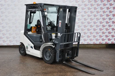 EcoWarrior Diesel Counterbalanced Forklift - CPCD20 2000Kg 4.7m Container Spec with Integral Side Shift, Front Top & Rear Screens, and  Roll Down Sides